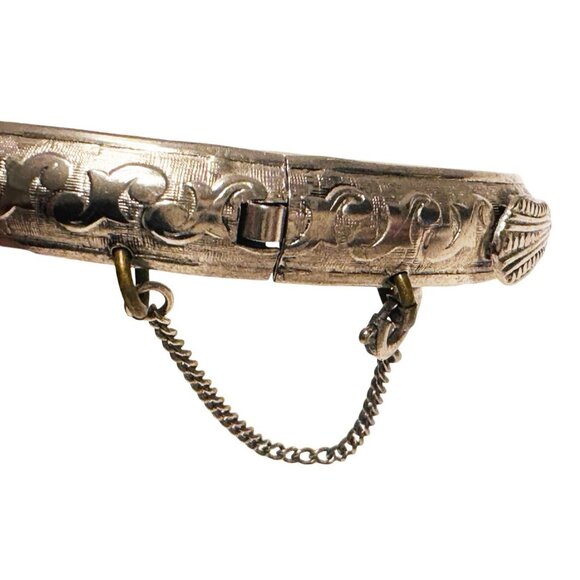 FREIRICH Silver Hinged Bangle Bracelet Swirl Pattern With Leaves & Safety Chain - Picture 5 of 8